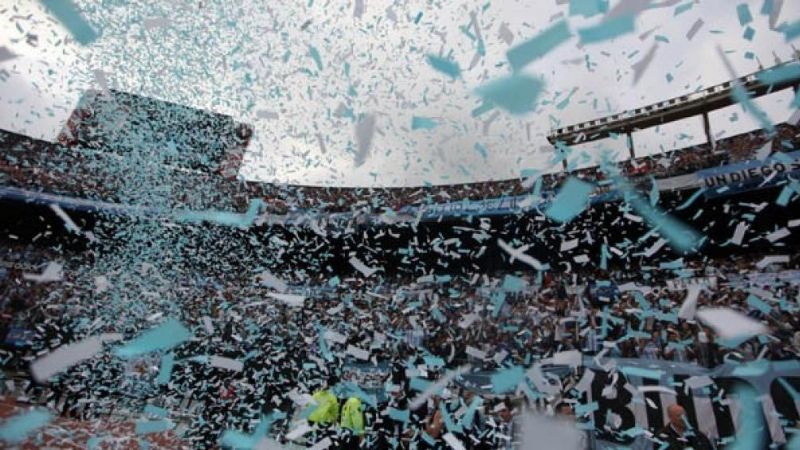 Los partidos vuelven a jugarse con público