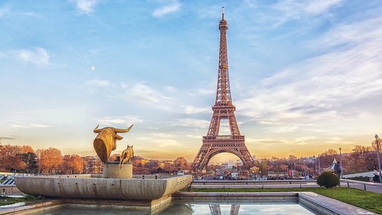 El fenómeno Messi en París disparó las consultas para viajar a Francia a verlo