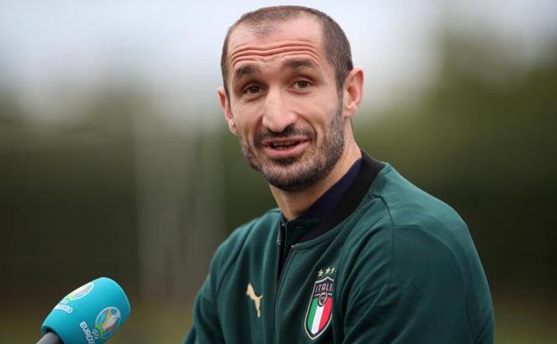 El último ídolo del fútbol italiano dijo que su fama le ayudó a tener sexo