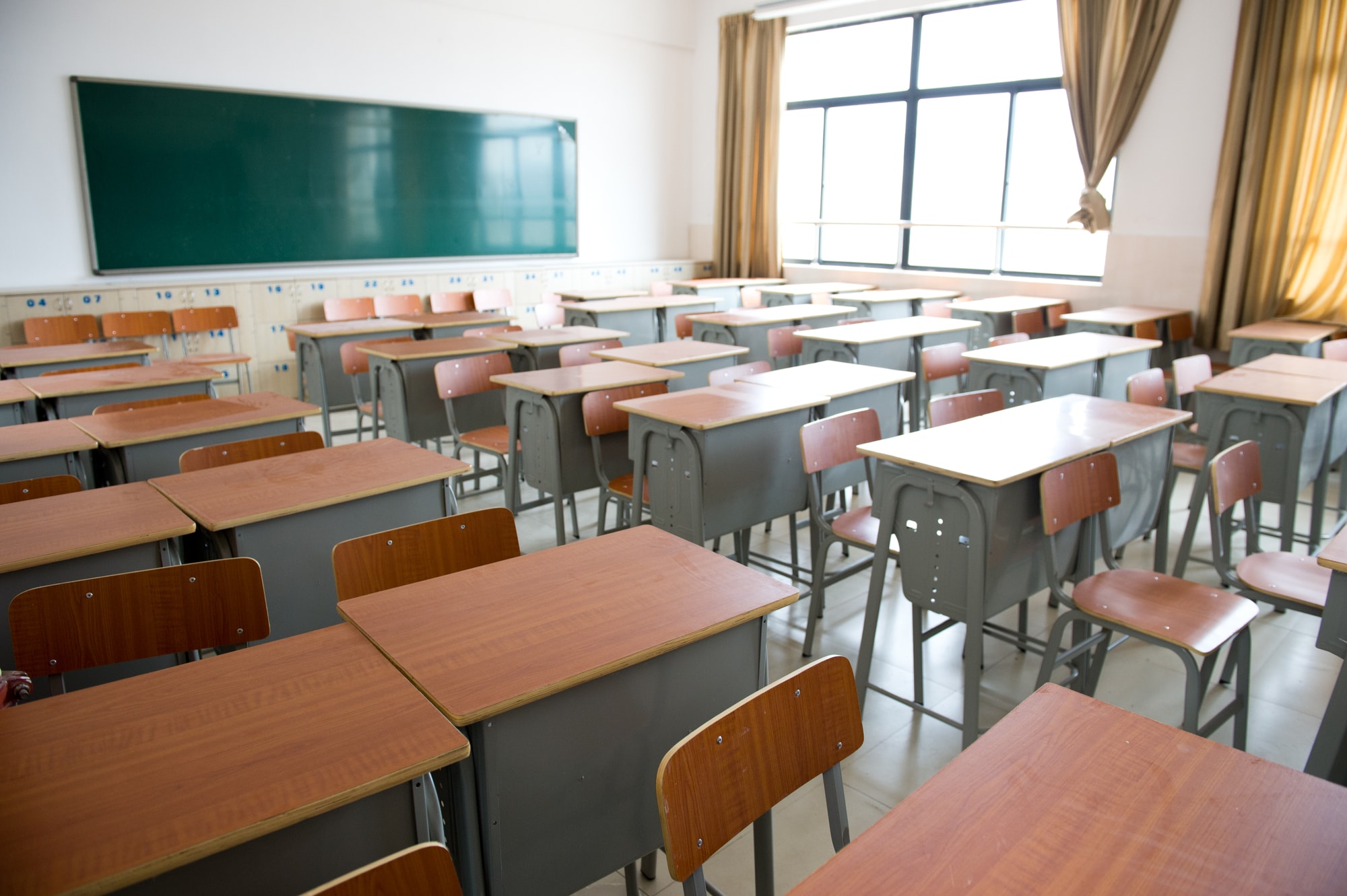 Por ahora, solo 4 provincias sumarán una quinta hora de clases por día