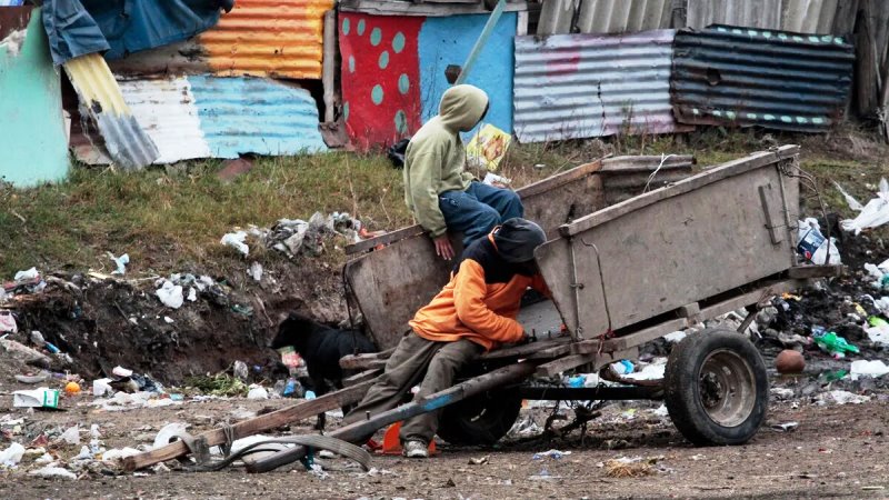 La pobreza llegó al 39,2% de la población y afectó a más de 18,6 millones de argentinos