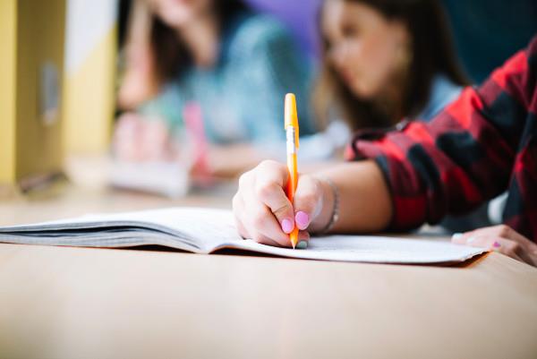 Comenzaron las clases de apoyo gratuitas en Rivadavia 
