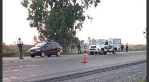 Un motociclista perdió la vida al impactar contra un auto en la Ruta 40