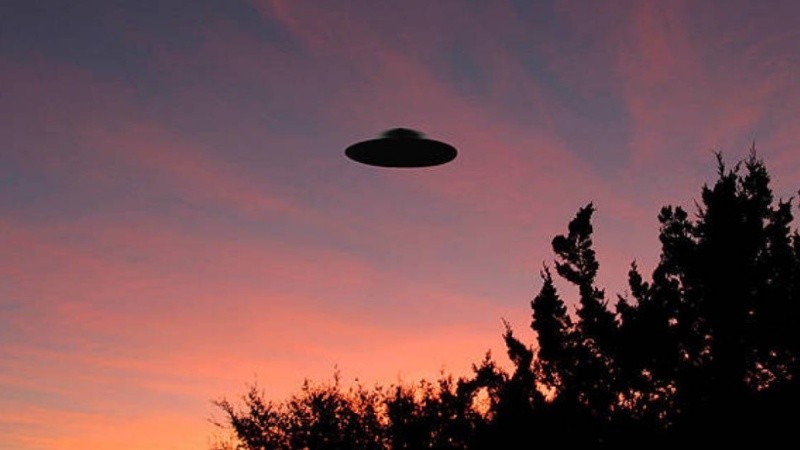 En Japón detectan OVNIs y aseguran que ése país ya hizo contacto extraterrestre