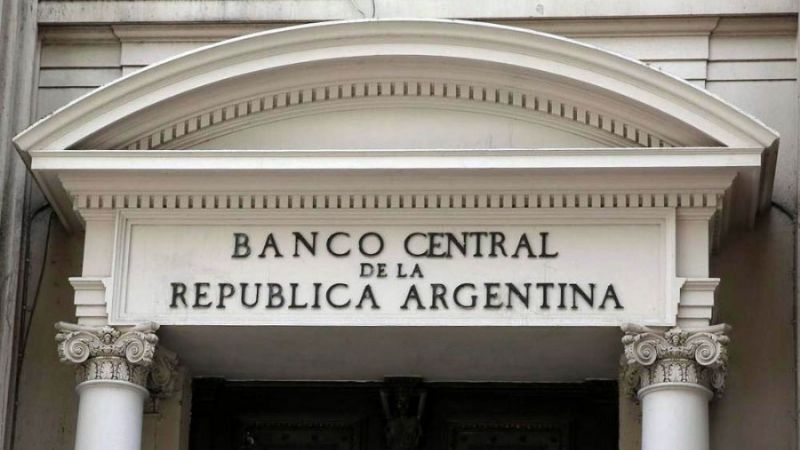 Quienes reciban subsidios energéticos: ¿No podrán ahorrar en dólares?