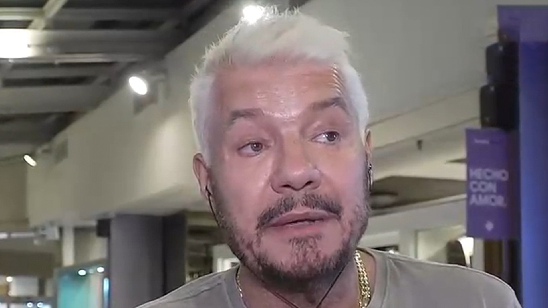 Tinelli sorprendió con su nuevo look y anunció un nuevo tatuaje: "Se viene el Diego y Leo"