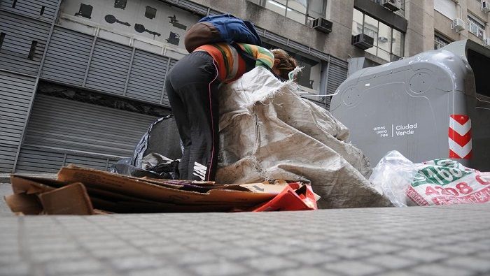Entre la pobreza y la indigencia, ahora el 51,3% de los argentinos no tiene para comer