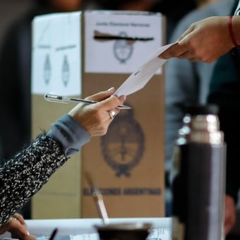 El Frente de Todos obtuvo el 42,89% y Juntos por el Cambio el 38,25%