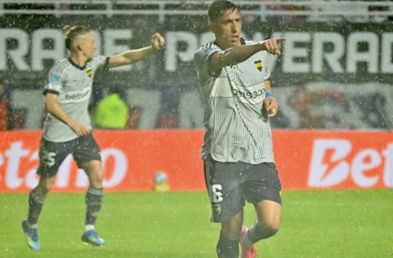 Boca se quedó con el clásico ante San Lorenzo y festejó en el Nuevo Gasómetro