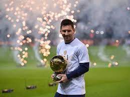 El PSG homenajeó a Messi por su séptimo balón de oro y pasó de todo
