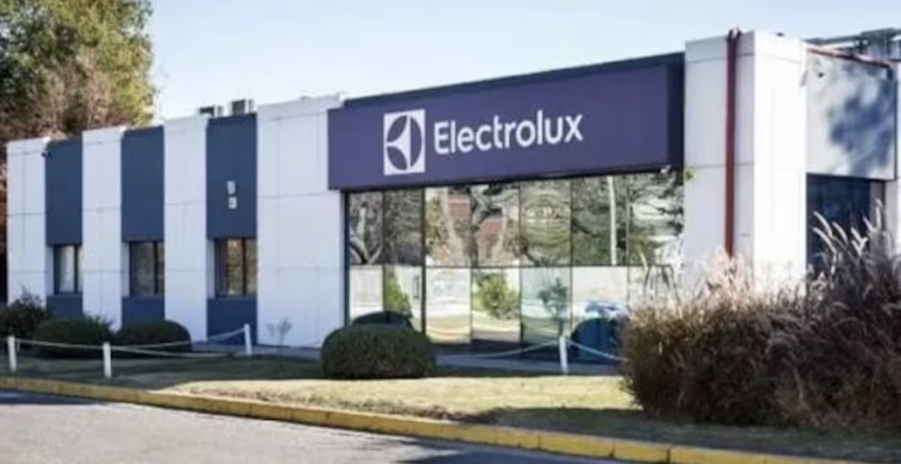 Electrolux cierra su planta de Rosario y dejará de fabricar en Argentina