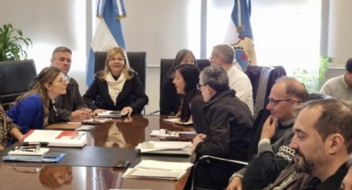 Los docentes rechazaron la propuesta del Gobierno y volverán a reunirse 