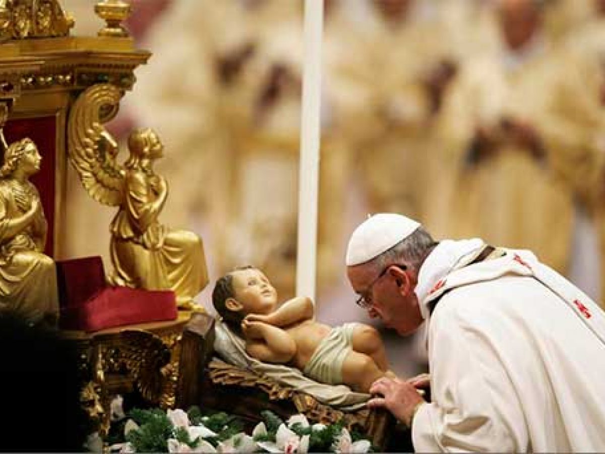 El papa Francisco ofició la misa de Navidad: "Parece que no terminan nunca los conflictos y contradicciones"