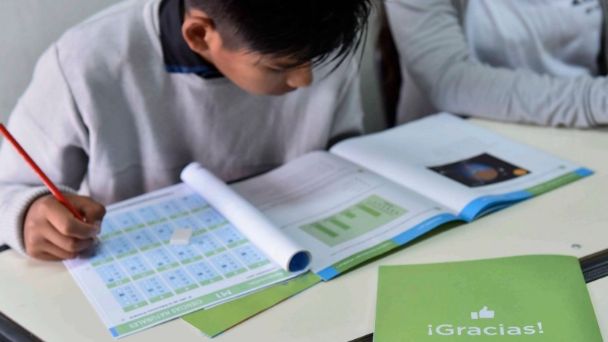 El ciclo lectivo comenzaría sin aumento de cuotas en los colegios privados, pero en abril habría subas