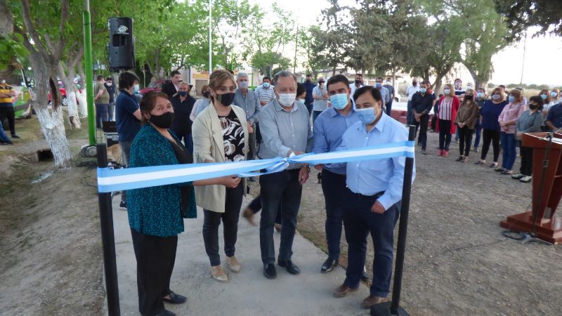 El barrio Municipal de Pocito ya disfruta de su plaza remodelada