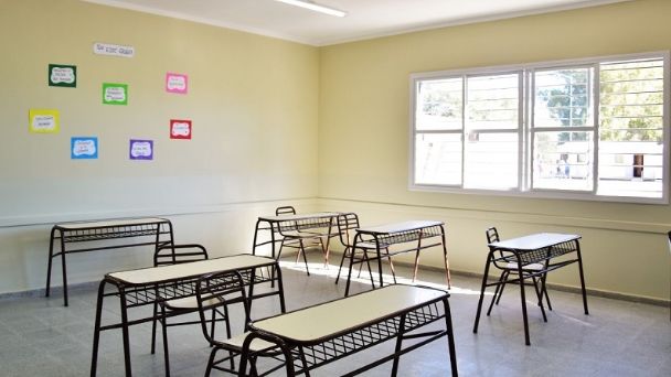 Robaron en una escuela pero se aseguraron de que no los filmaran