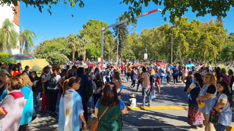 Los autoconvocados marcharon por cuarta vez exigiendo respuestas