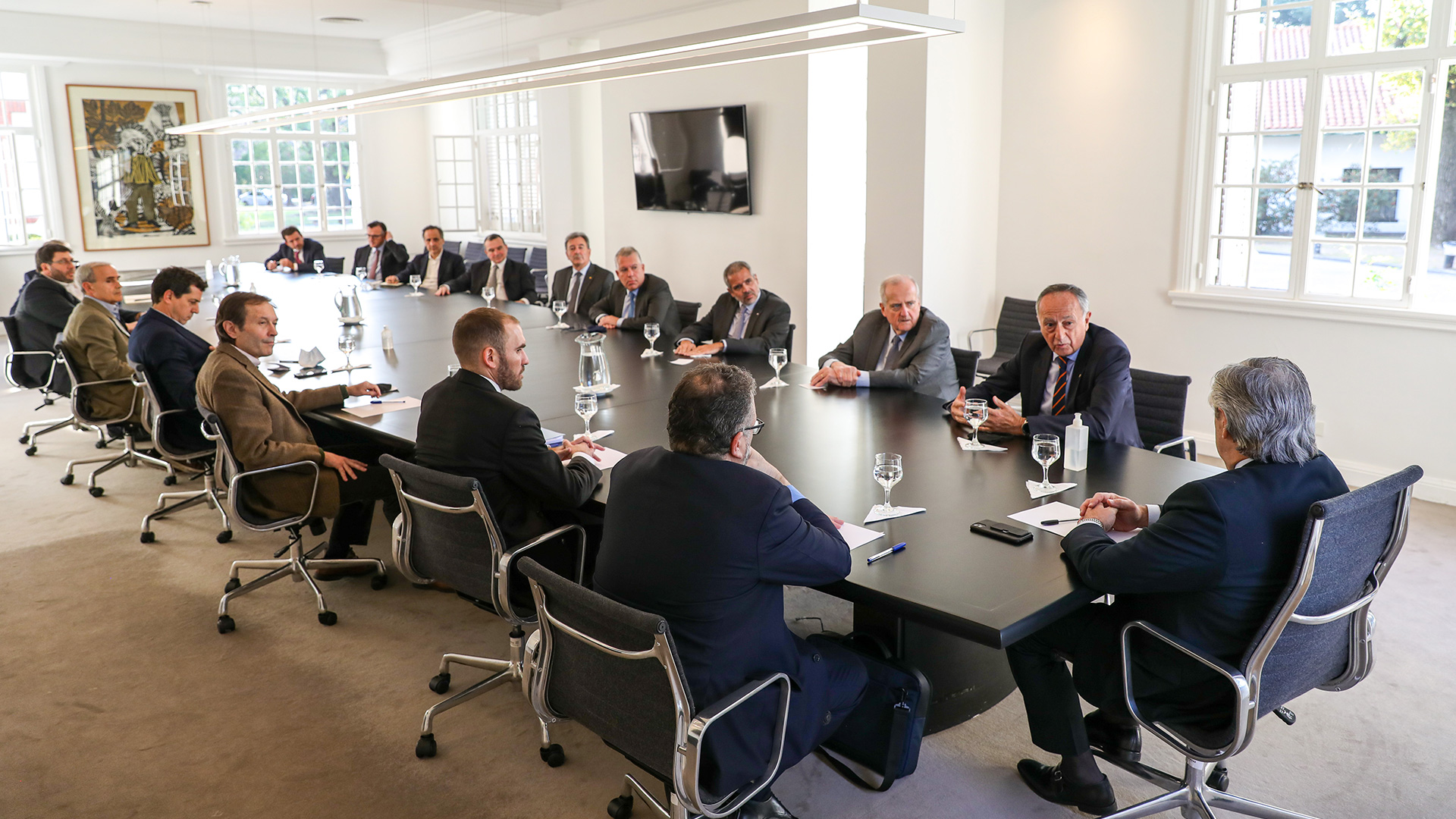 Reunión con empresarios: buscan retrotraer precios a sus niveles de febrero