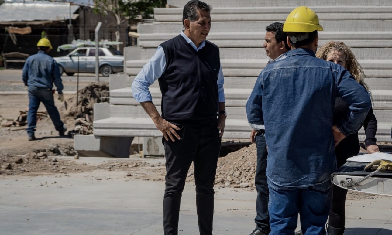 El Polideportivo de Pocito ya alcanzó el 65% de avance y sumó seis nuevas tribunas