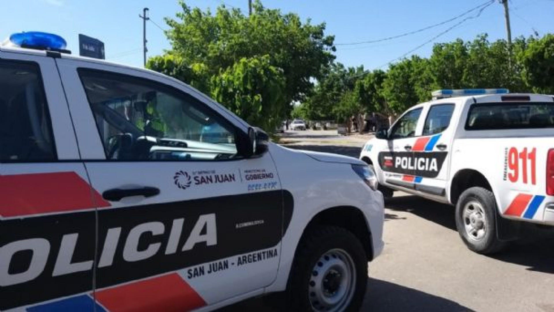 Una matrimonio denunció que su hijo los golpeó y amenazó con prender fuego una moto