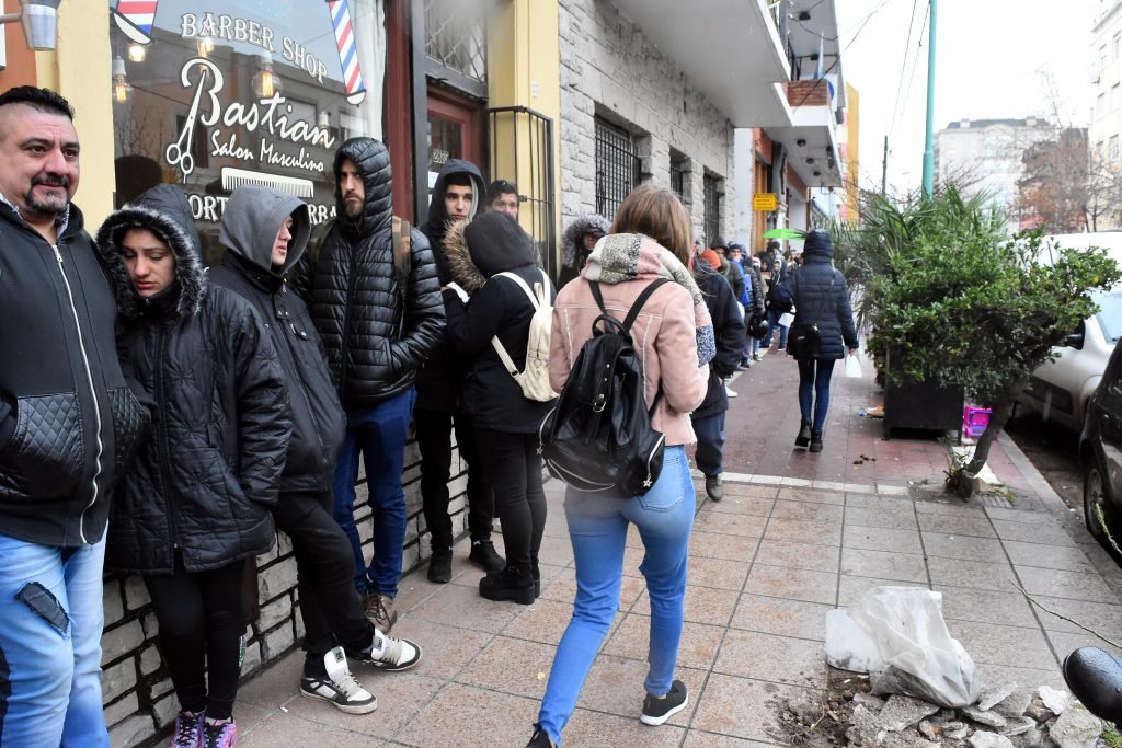 Primer trimestre: Argentina tuvo un desempleo del 10,2 %